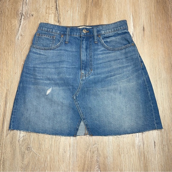 Madewell Women’s 27 Rigid Denim A-Line Mini Skirt in Keene Wash Cutout Edition - Picture 3 of 14